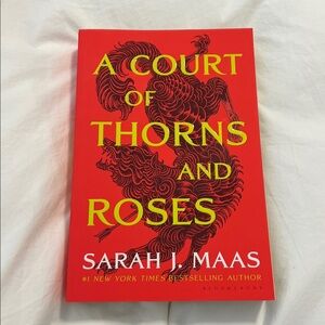 A Court of Thorns and Roses Book